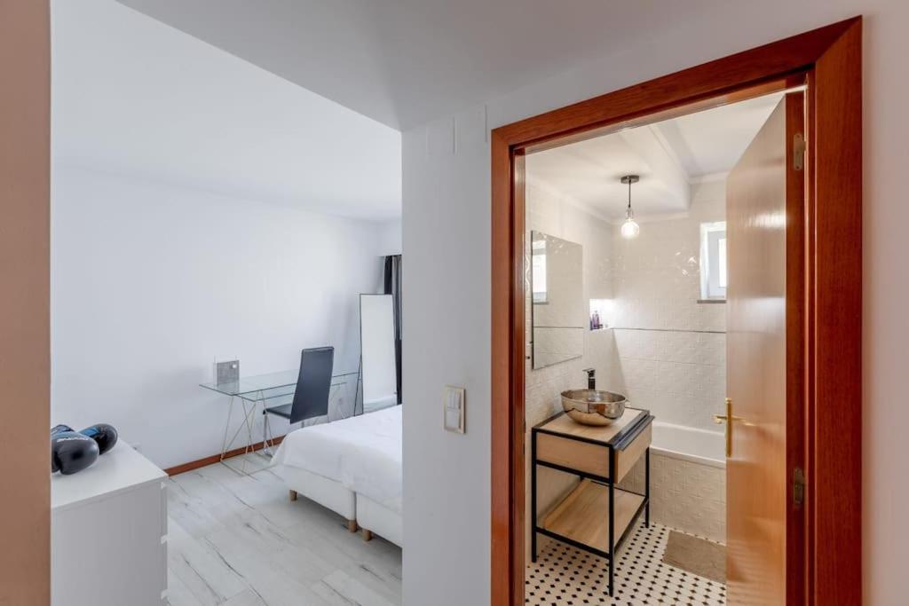 Spacious 3-bedroom In Appartement
